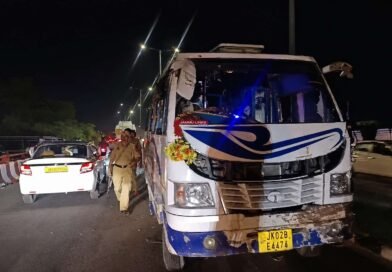 28 injured as mini-bus carrying Tiranga Yatra participants overturns in Jammu