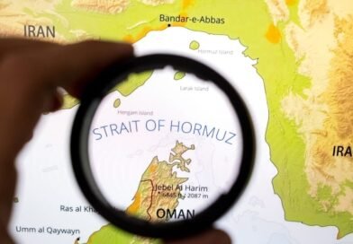 Trump Announces Strait of Hormuz Blockade, Warns Vessels Linked to Iran