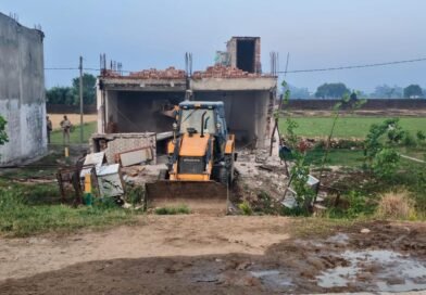 15 illegal structures razed in demolition drive in Jammu
