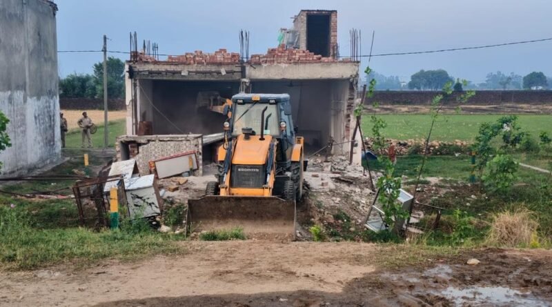 15 illegal structures razed in demolition drive in Jammu