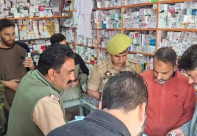 Anantnag Police Seal Three Medical Stores in Aishmuqam Over Record Discrepancies