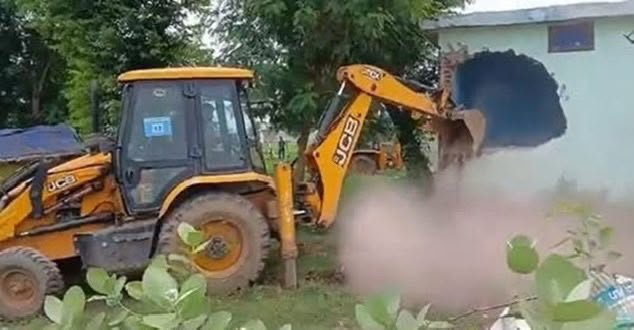 House of drug peddler demolished, property of another seized in Samba