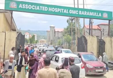 Agents Allegedly ‘Force’ Patients Outside GMC Baramulla to Visit Private Clinics, Laboratories