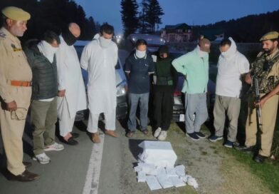 Seven held in Shopian over suspicious ‘Trath Gola’ deal, ₹5 lakh cash recovered