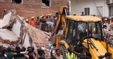 Delhi building collapse: Death toll rises to 6 as rescue operation continues