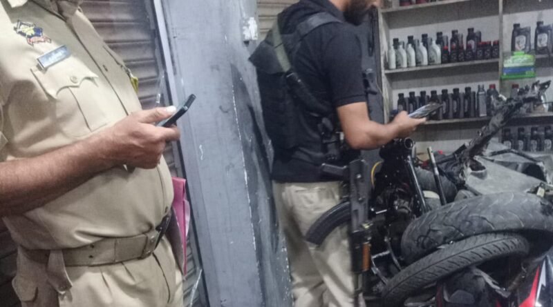 BUDGAM POLICE BUST INTERDISTRICT MOTORCYCLE THEFT GANG, RECOVER SIX MOTORCYCLES