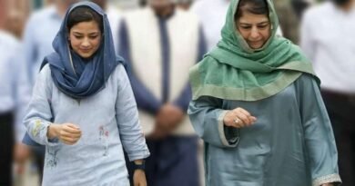 Mehbooba Mufti, Iltija booked over alleged assault on cop during Article 370 protest