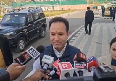 LoP Sunil Sharma Targets Abdullahs, Says Omar Ready to Settle for Anything Short of Statehood