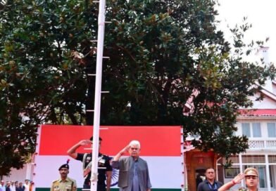 LG Manoj Sinha Hoists National Flag at Lok Bhavan on 80th Independence Day
