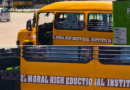 School-Named Vehicle Spotted Carrying Apple Boxes at Jablipora Fruit Mandi; Management Says “No Knowledge” of Mandi Visit