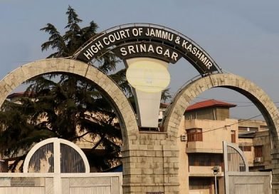 Premature Retirement Not Punitive; Courts Cannot Substitute Own View for Competent Authority: J&K HC