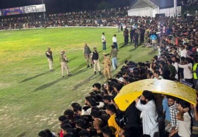 Royal premier league lights up Pulwama, draws thousands to stadium