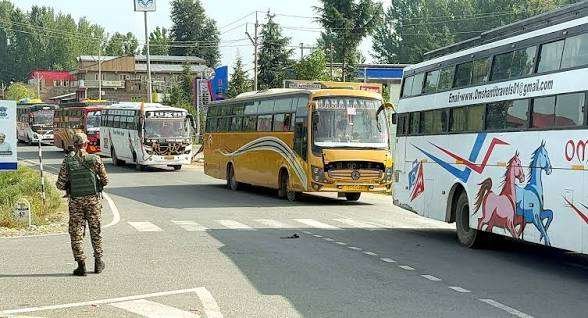 Fresh batch of 7,754 pilgrims leave for Amarnath yatra in Kashmir