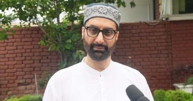 India-Pakistan dialogue necessary for peace in region: Mirwaiz Umar Farooq